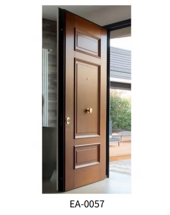 Porte en bois massif à panneaux