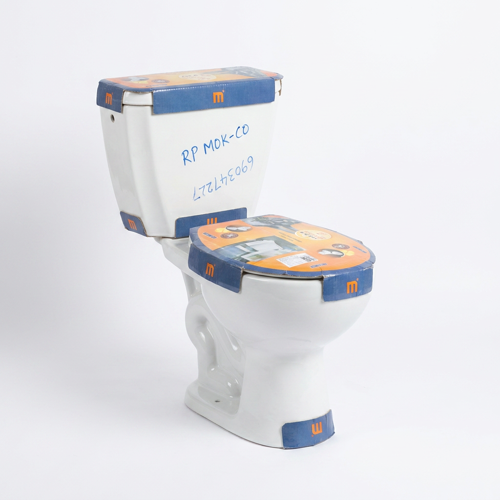WC en céramique avec chasse d'eau intégrée, Orion, Golf ou Topish