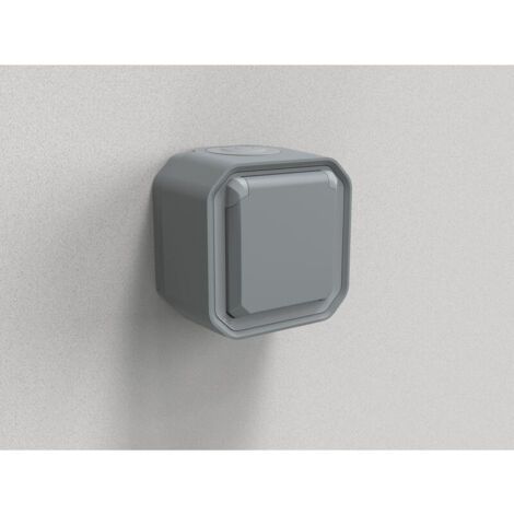 Prise 2P+T 16A saillie étanche grise complète avec éclipses de protection IP55 PLEXO LEGRAND 069731L - Photo 2